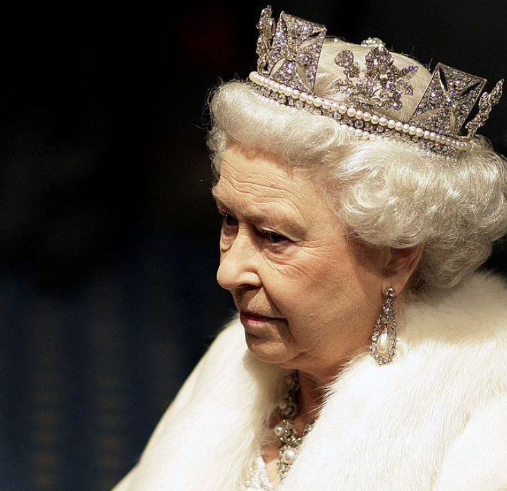 Ее Величетво Королева