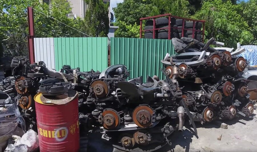 Автомобильные запчасти