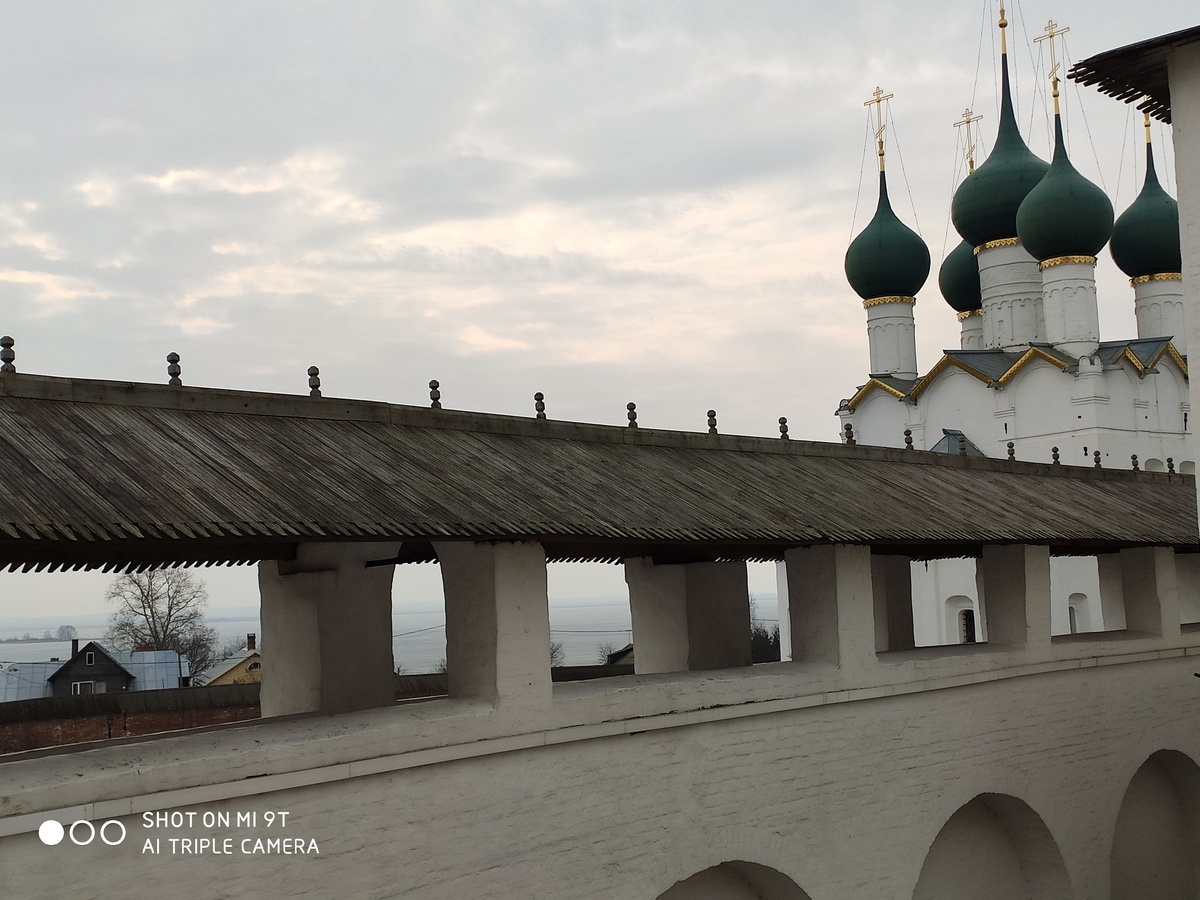 Здесь снимался фильм "Иван Васильевич меняет профессию"