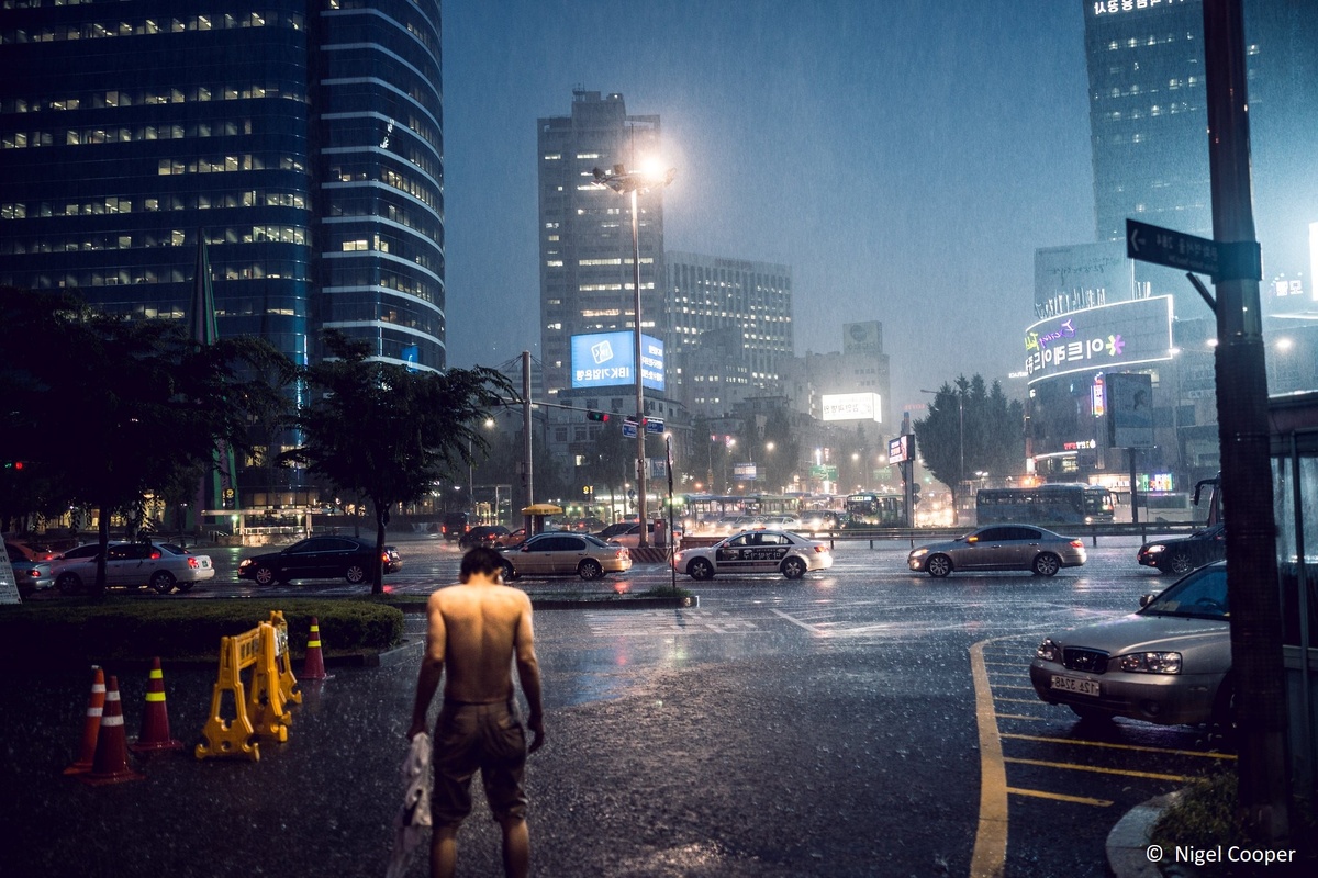            Как ты себя ощущаешь в конце дня? Если бы дождь снимал весь стресс за день...