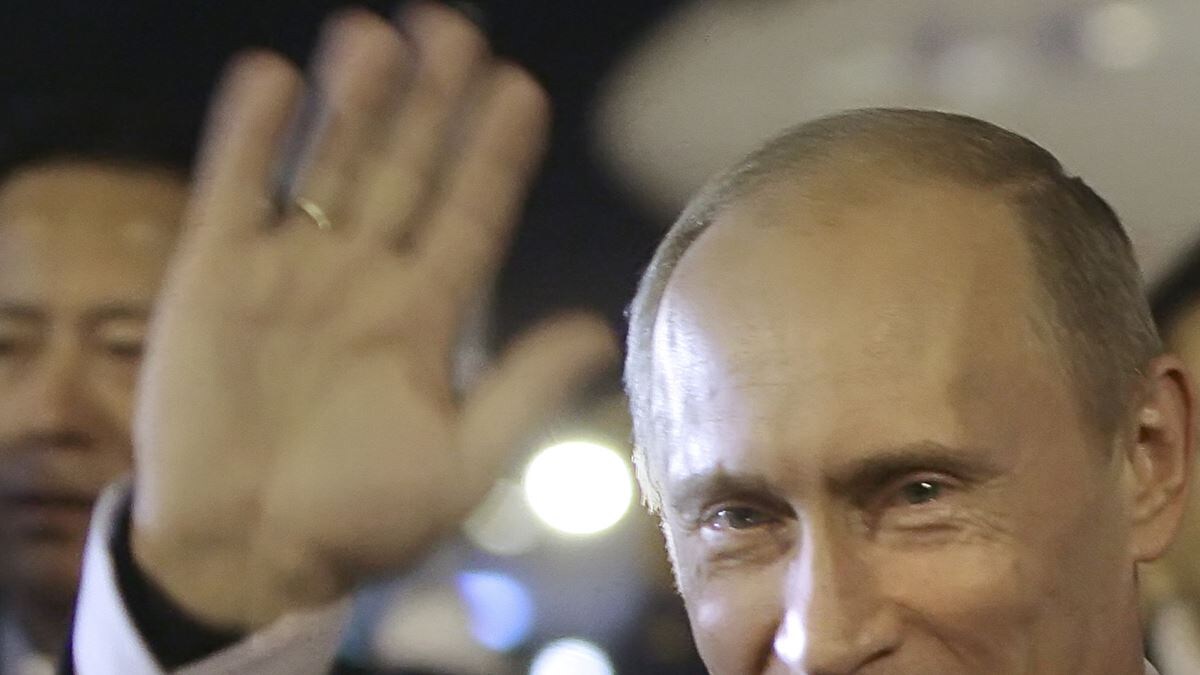 Путин уходит в отставку, досрочно.