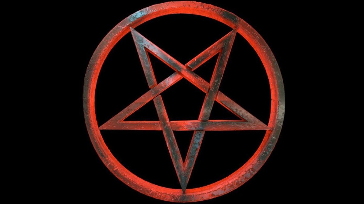 Сатанинская пентаграмма