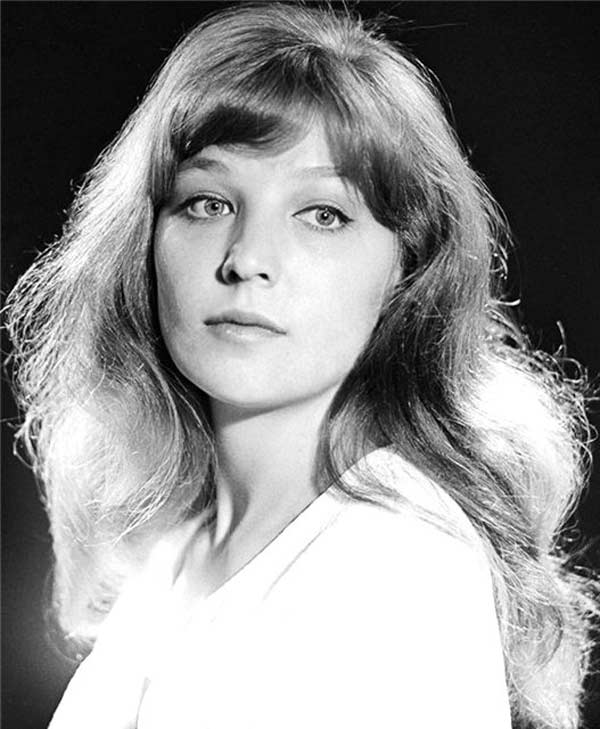 Ольга Остроумова в фильме "А зори здесь тихие" 1972 год