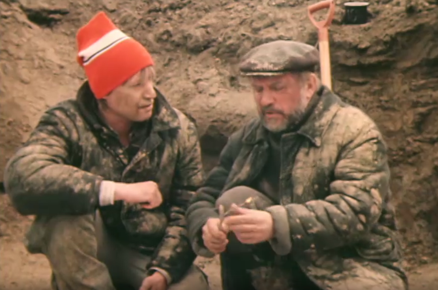 Кадр из телефильма "Клад" (1988)