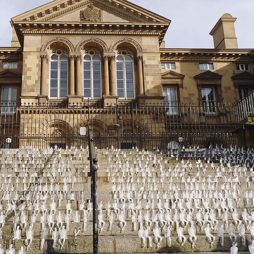 Тающие люди 