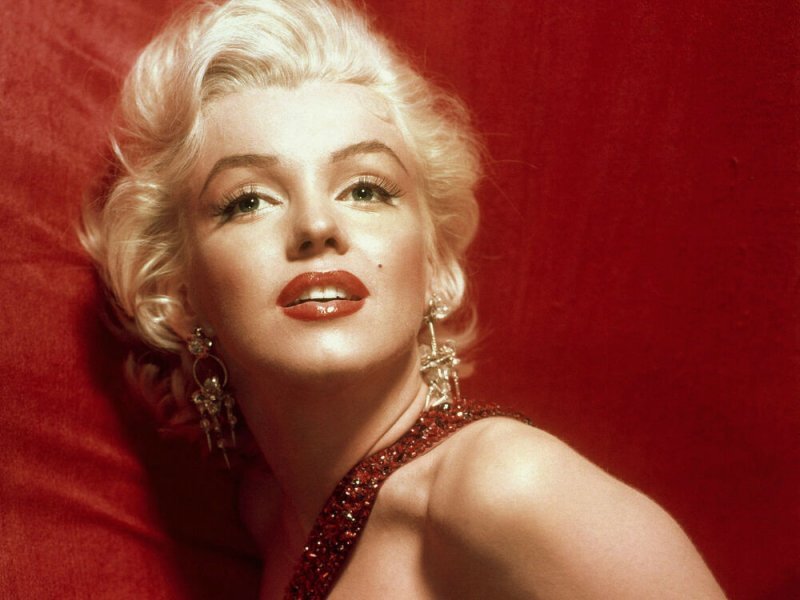 Мэрилин Монро - идеал красоты для 50-х, но многие и по сей день считают ее эталоном
