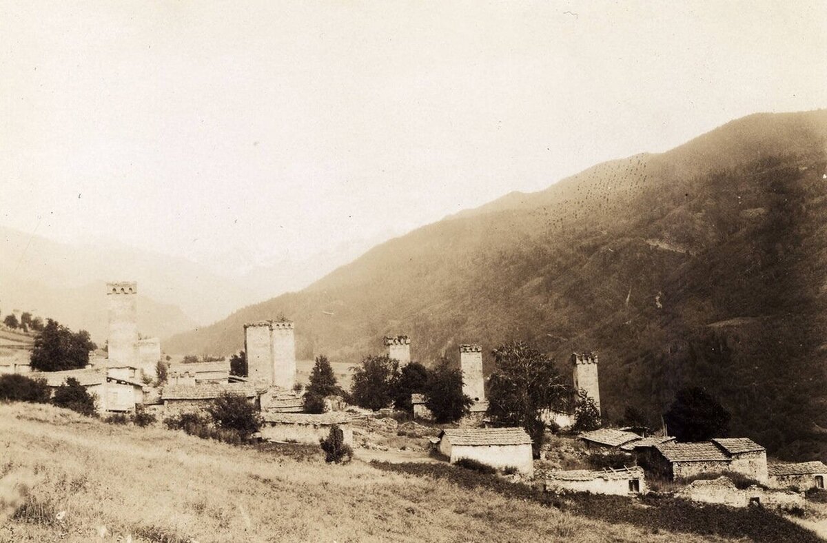 Местия — столица Сванетии, 1929 год / Фотограф Уильям Осгуд Филд / Библиотека Американского географического общества, Университет Висконсина - Библиотека Милуоки
