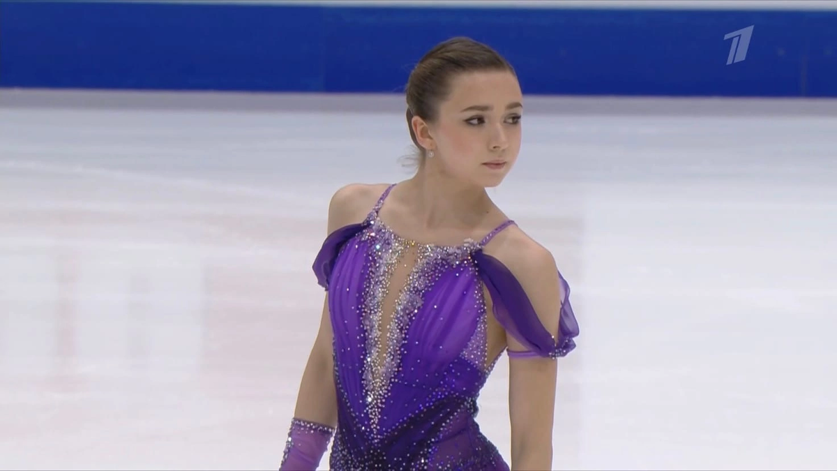 Камила Валиева. Чемпионат Европы. Скрин с трансляции Первого канала 