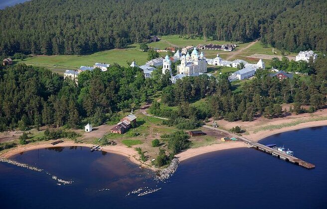 Камень-конь Коневец.