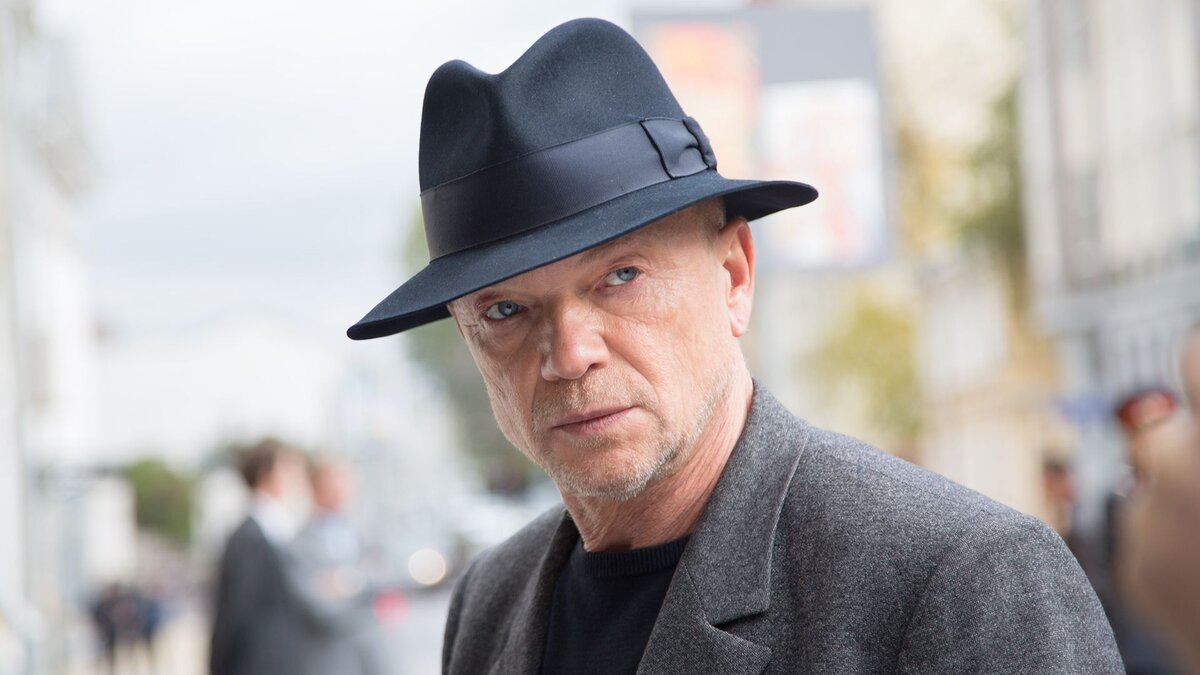    Актёр Андрей Смоляков