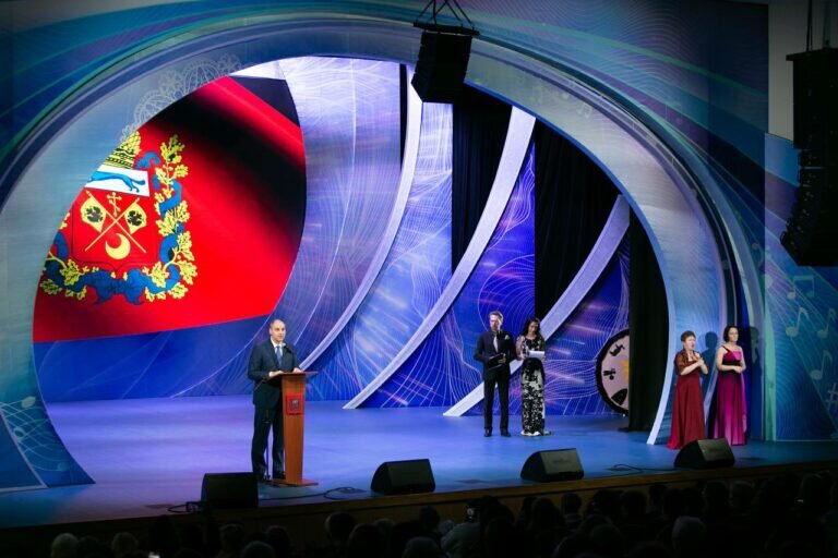    Денис Паслер поздравил победителей X областного фестиваля «Вместе мы сможем больше!» Андрей Севостьянов