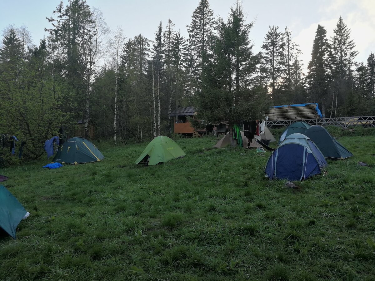 Палаточный городок в парке