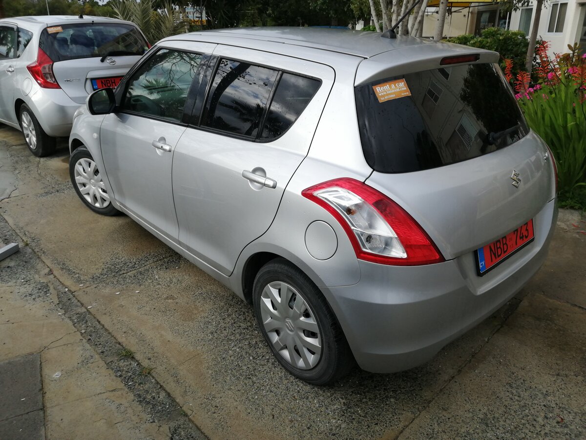 Выбирали между Nissan Note И Suzuki Swift