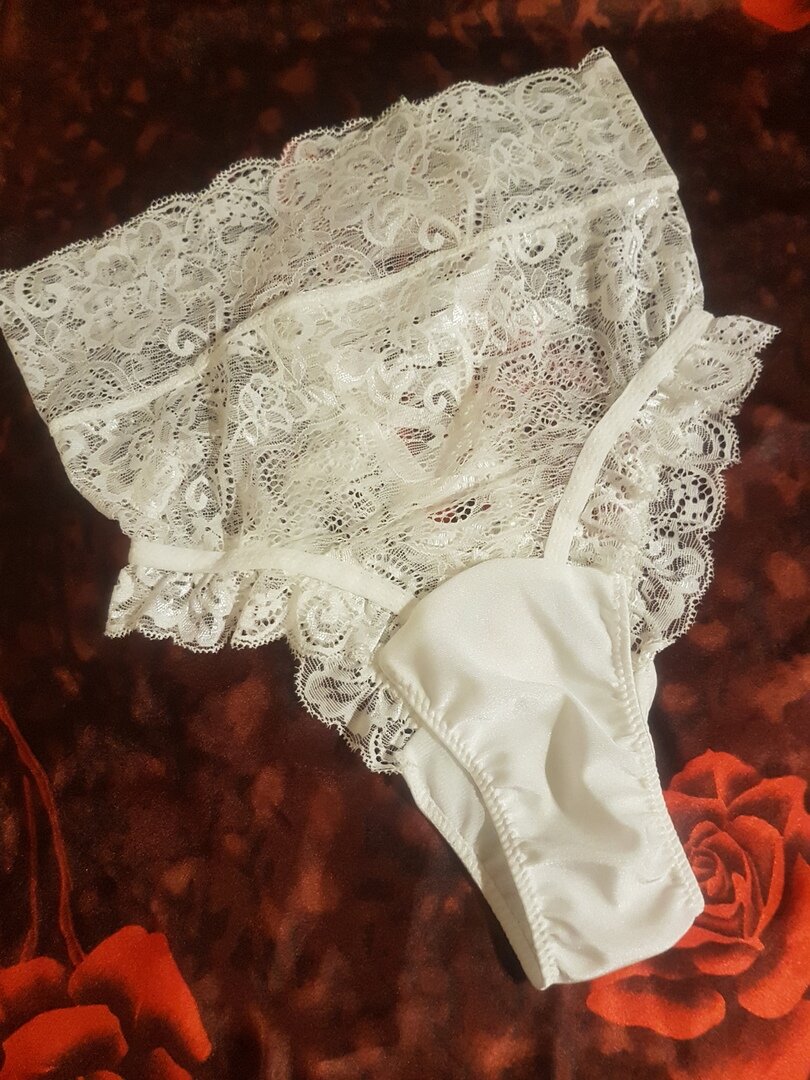 Имеют высокую посадку