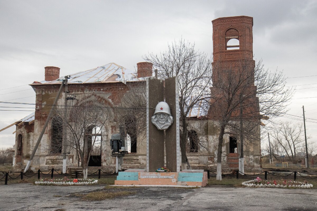 Разрушенная каменная церковь в Мордвиновке (Челябинская область). Что ее ждет?