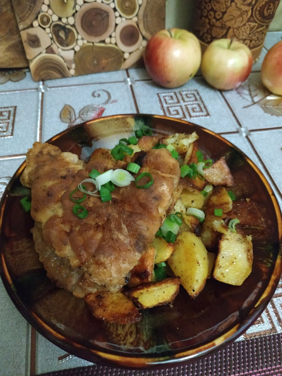 С жареной картошечкой на гарнир