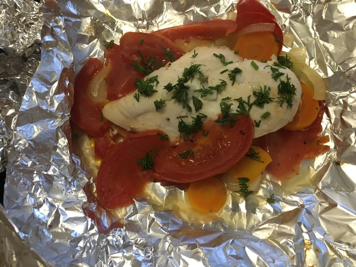 Добрый день! Сегодня приготовим нежную,сочную , куриную грудку с овощами в собственном соку.