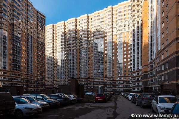                          Это сегодня почти минимум - всего 23 этажа