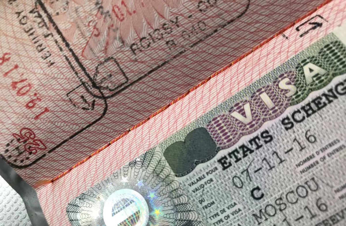Со 2 февраля меняются правила выдачи шенгенских виз: станет ли проще получить визу?