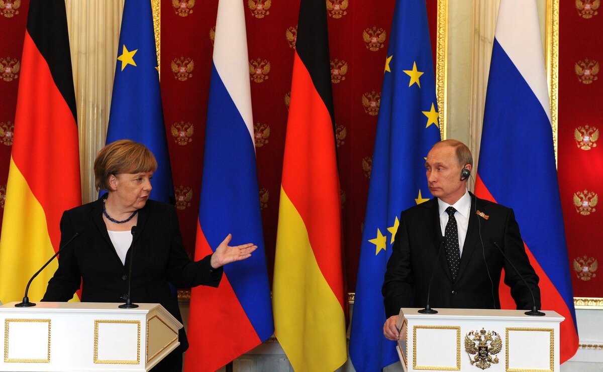 флаг германии и россии вместе
