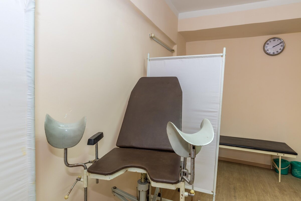 Кресло врача гинеколога