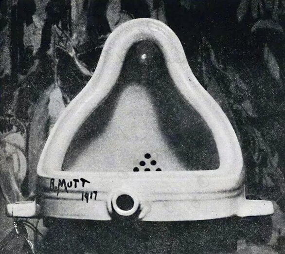 Фотография оригинала работы Дюшана, сделанная Альфредом Стиглицем