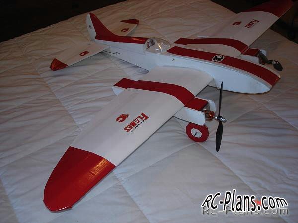 Скоростная 2-х моторная радиоуправляемая авиамодель