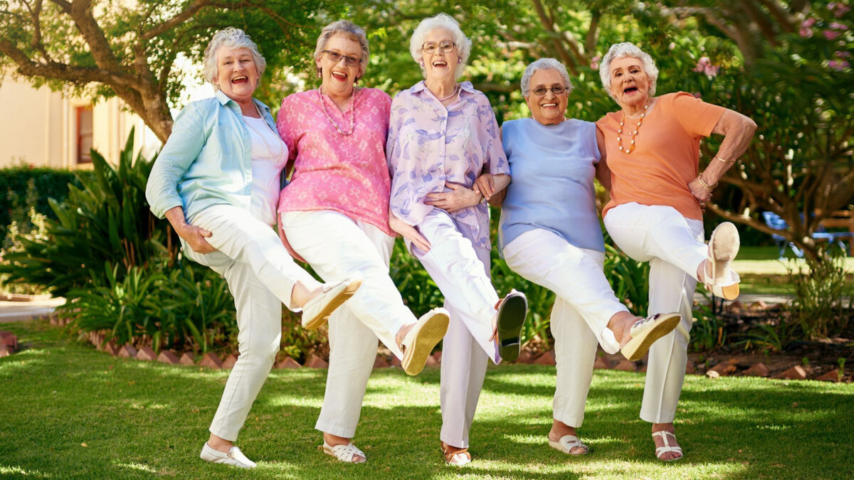 Фото взято из открытого доступа в Интернете: https://in.news.yahoo.com/dancing-may-help-older-women-120923297.html?utm=newsbreak
