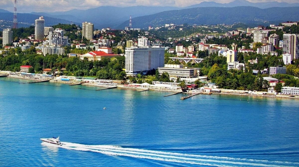 Береговая линия города Сочи