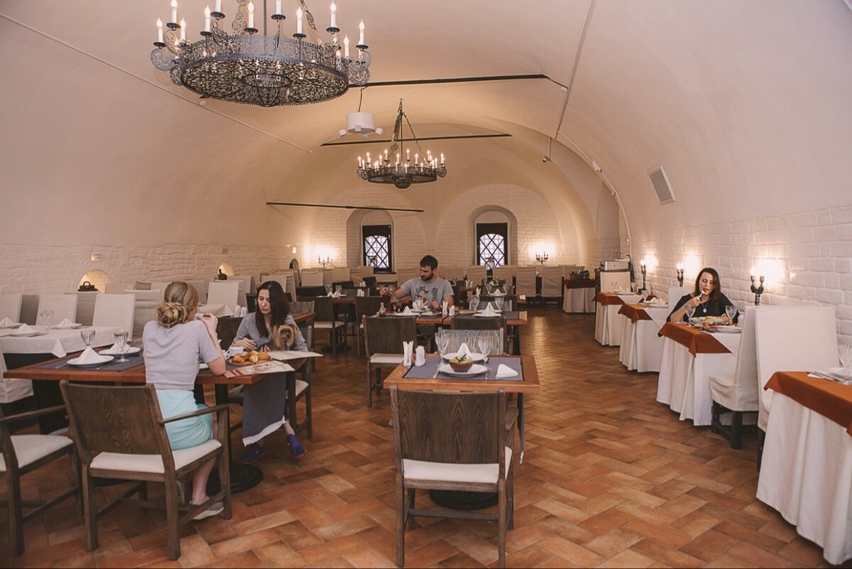 кафе щучий двор ростов. ресторан алёша попович в ростове. отель-ресторан селивановъ ростов великий. кафе русь ростов великий. кафе ростова великого отзывы.