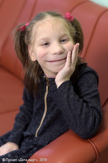 Анкета Кати: https://дети-ждут.рф/deti/hijmz