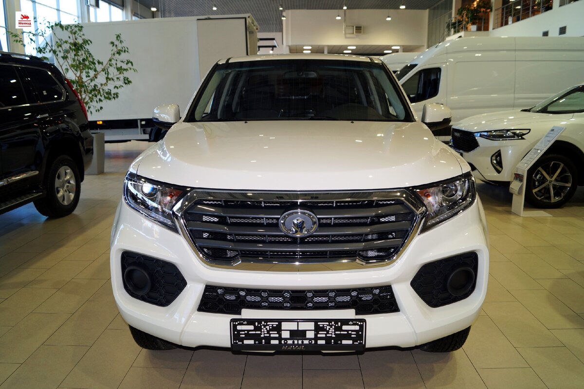 Вид спереди автомобиля Great Wall Wingle 7