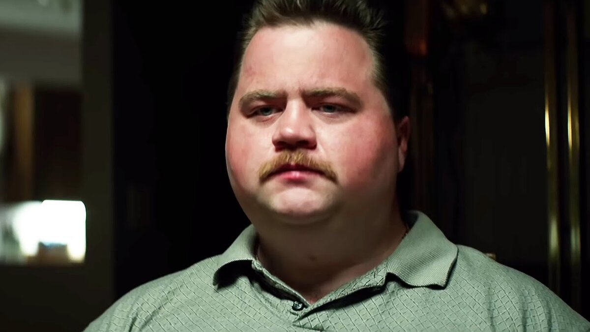 Главную роль в фильме играет Пол Уолтер Хаузер, до этого больше известный, как исполнитель ролей второго плана. 