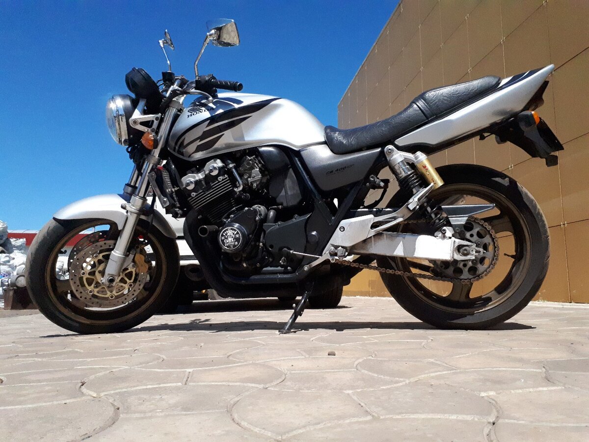 Каждый второй путает с литровым мотоциклом. 