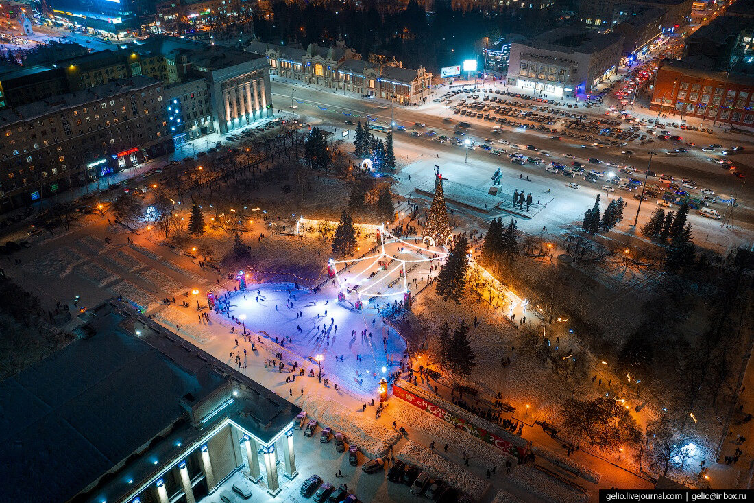 площадь в новосибирске