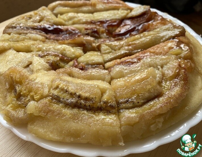 Нежный банановый пирог на сковороде. Очень простой и вкусный рецепт, такое обязательно нужно сделать и попробовать.