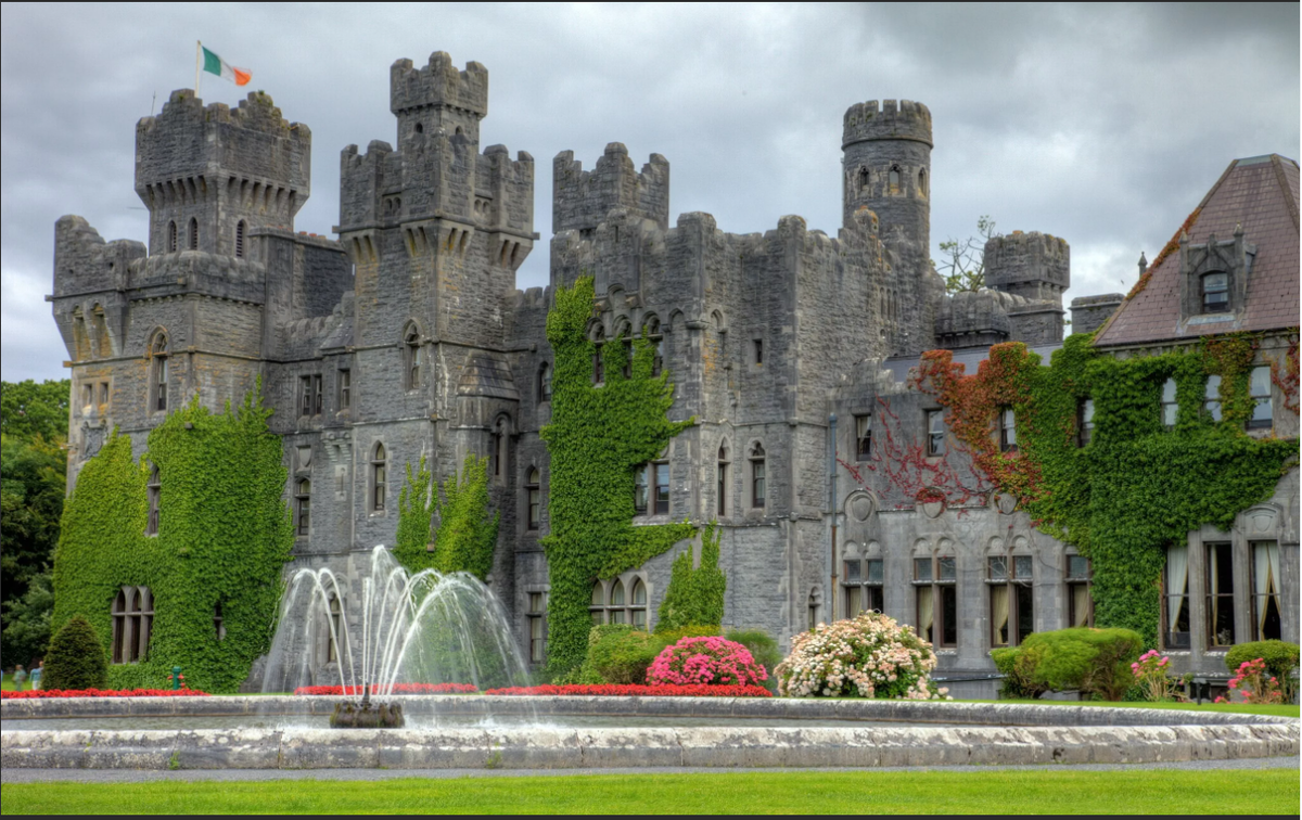 Лучшее в ирландии. Ashford Castle, Ирландия. Замок Эшфорд, Конг, Ирландия. Замок Эшфорд Кастл. Ирландия графство Голуэй.