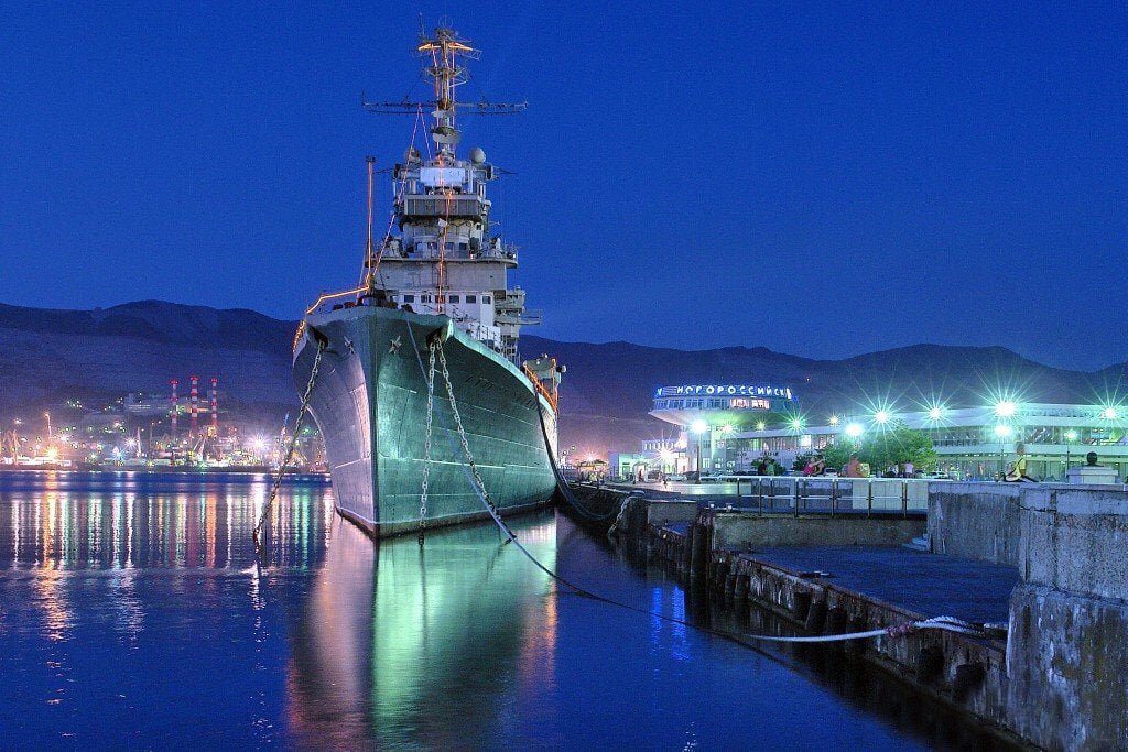 Novorossiysk. Город Новороссийск. Новороссийск Краснодарский край. Современный Новороссийск. Города России Новороссийск.