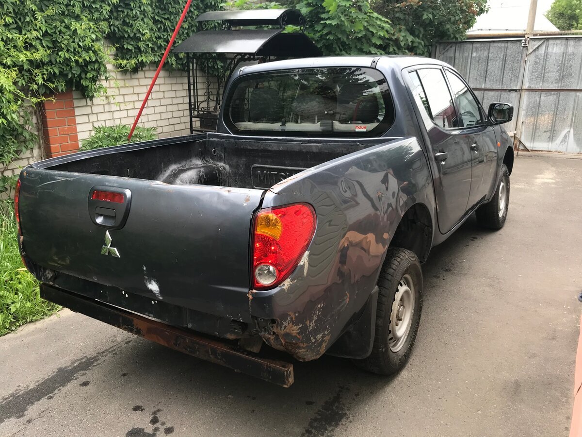 Фото одного из автомобилей на Авто.ру