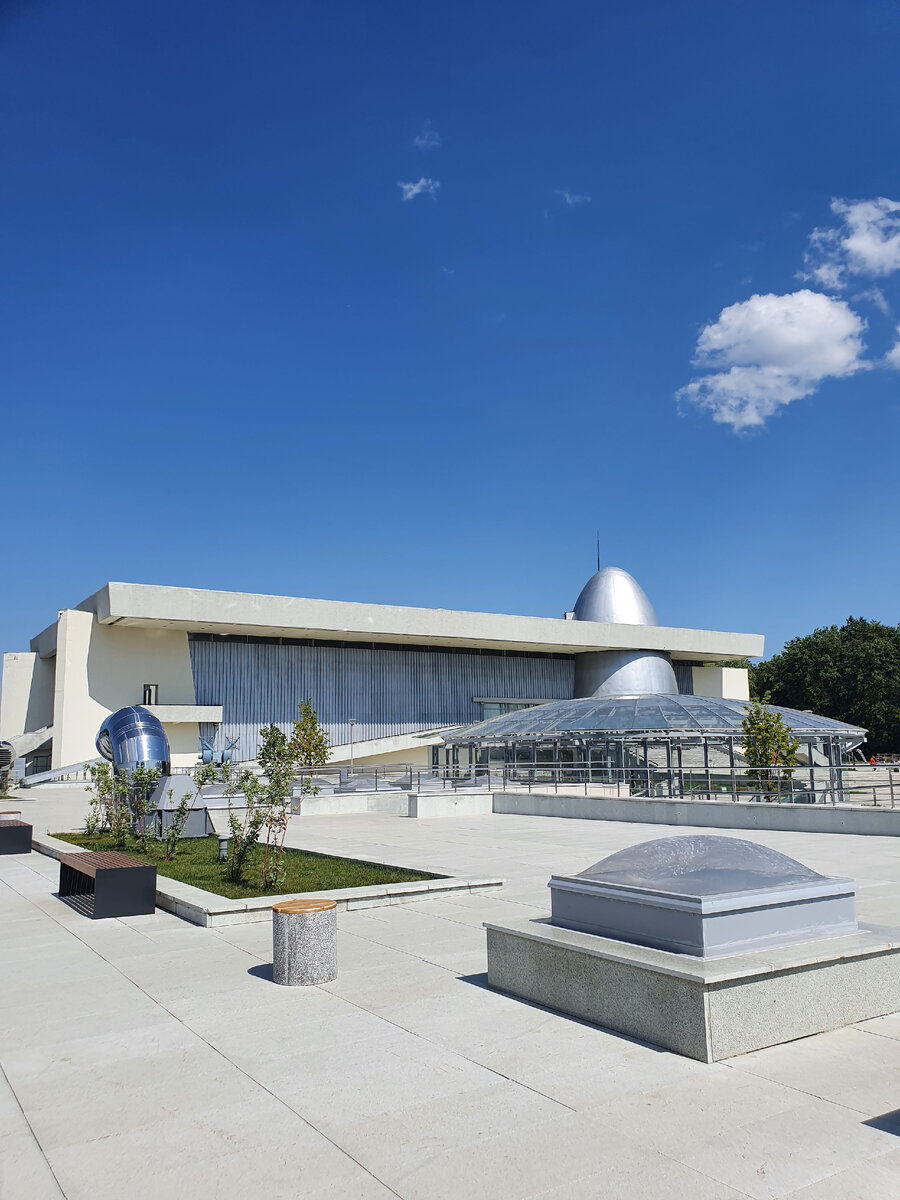 Здание Государственного музей космонавтики  им. К. Циолковского 