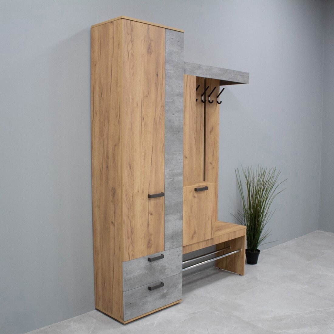 Прихожая Трамп в стиле Лофт. Источник фото - сервис Яндекс.Картинки.