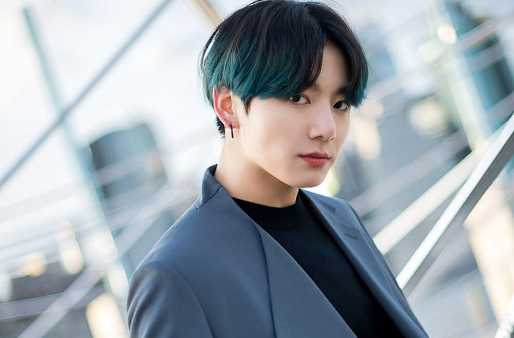 Чонгук 5. Jungkook 2020. Чон Чонгук 2021 блондин. Чонгук с голубыми волосами 2021. Чонгук фото телеграмм.