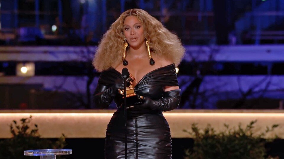     Бейонсе выпустила первый за шесть лет альбом под названием Renaissance  GLOBAL LOOK PRESS