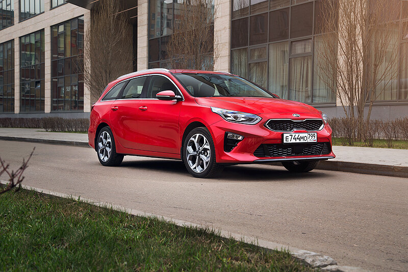 Kia Ceed 2019 красный