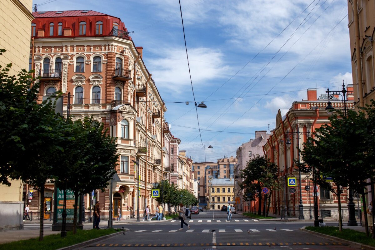  Гродненский переулок                                                              
   Фото: is.ru/spb/geo/5348660212706293/gallery/geo/53486602127062