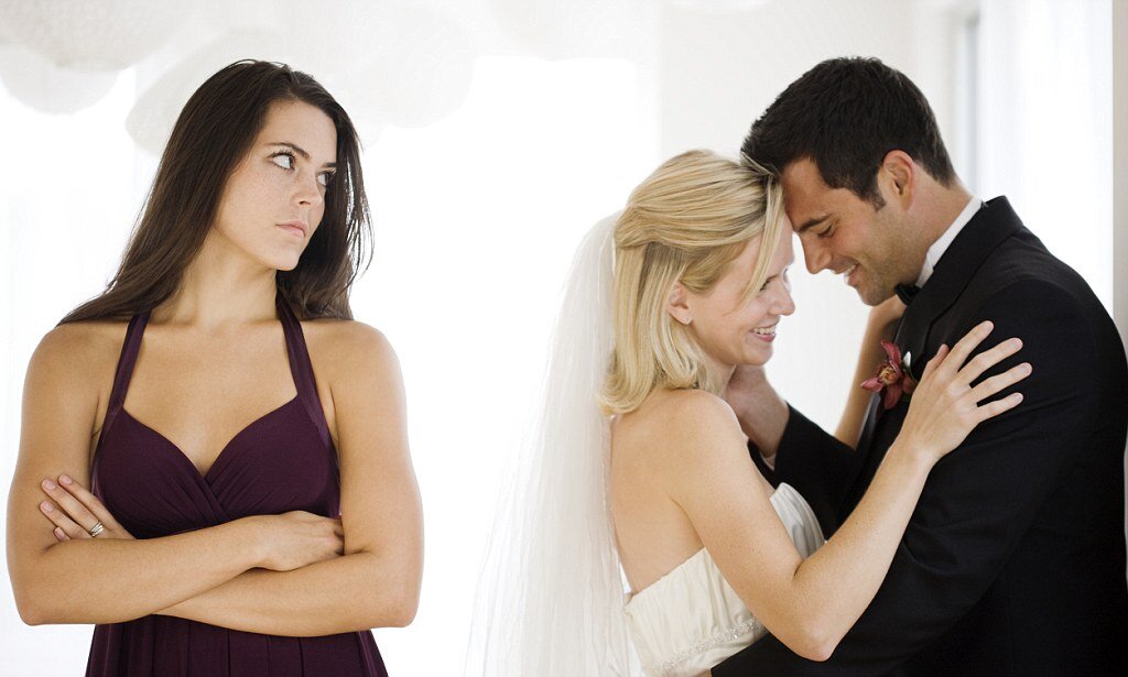 Всегда найдется тот, кто будет зол, когда ты счастлив