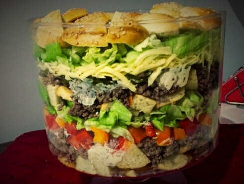 Салат, который непременно станет хитом любого ужина.