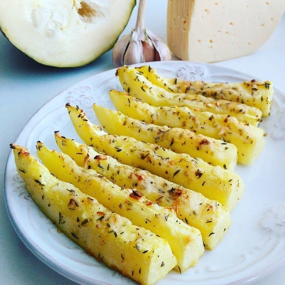 Кабачок, запеченный с сыром