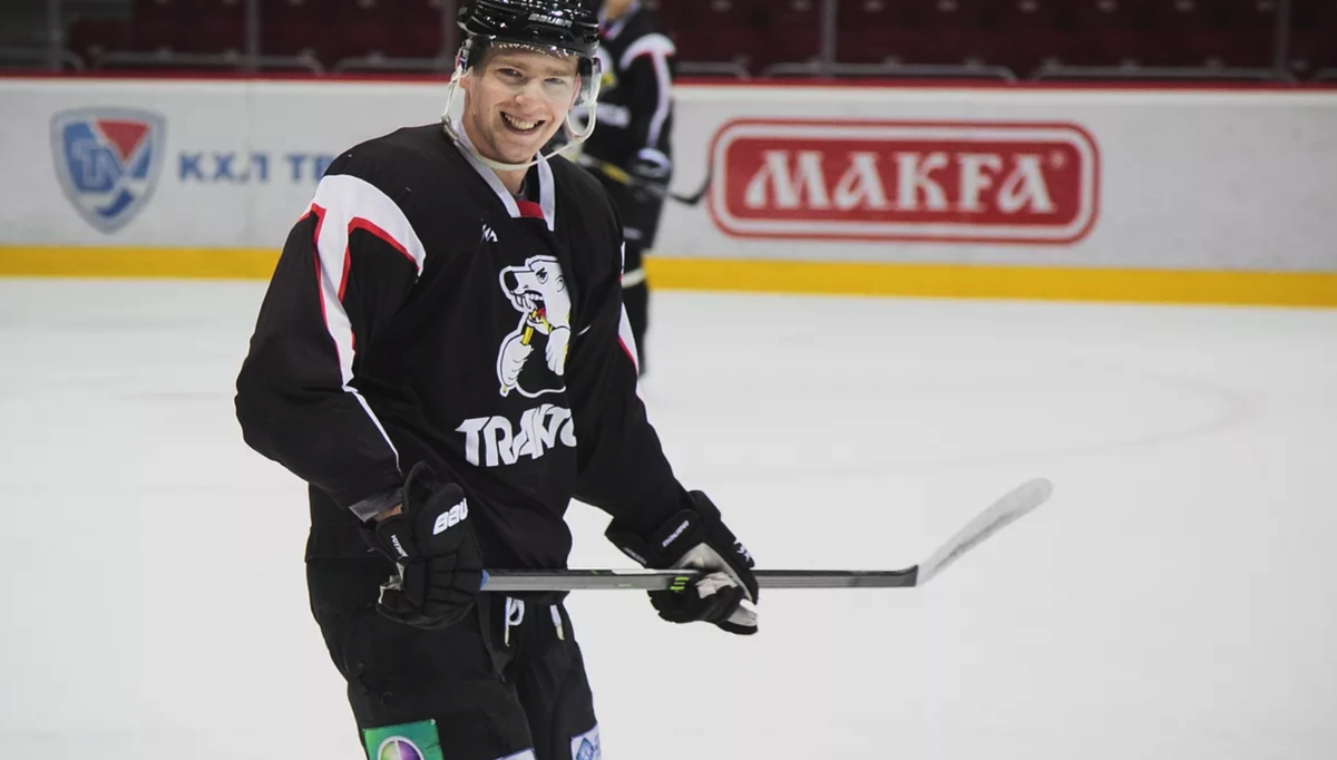 Евгений на льду. Фото с открытых источников на Яндекс.картинки