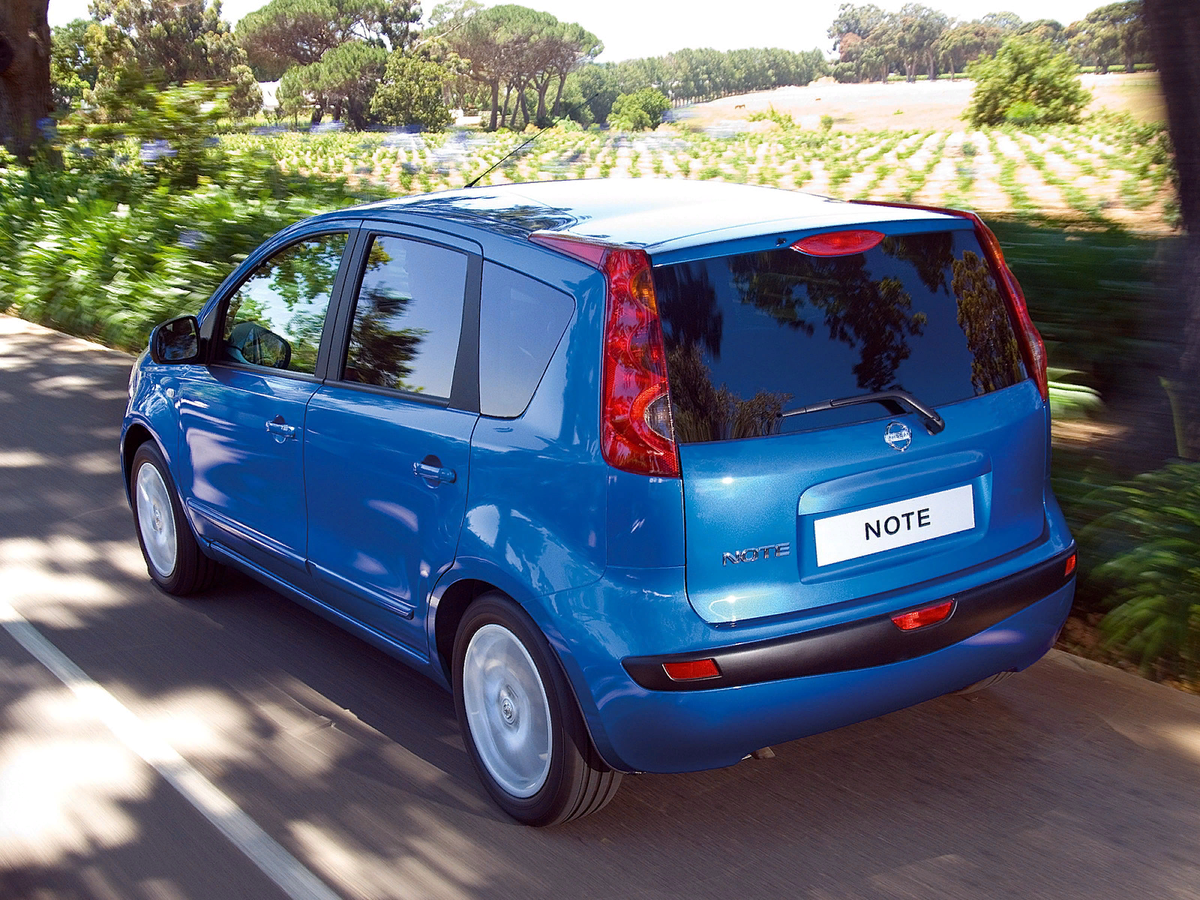 Nissan Note. Фотография взята с сервиса Яндекс Картинки 